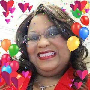 Meet your Posher, Lena